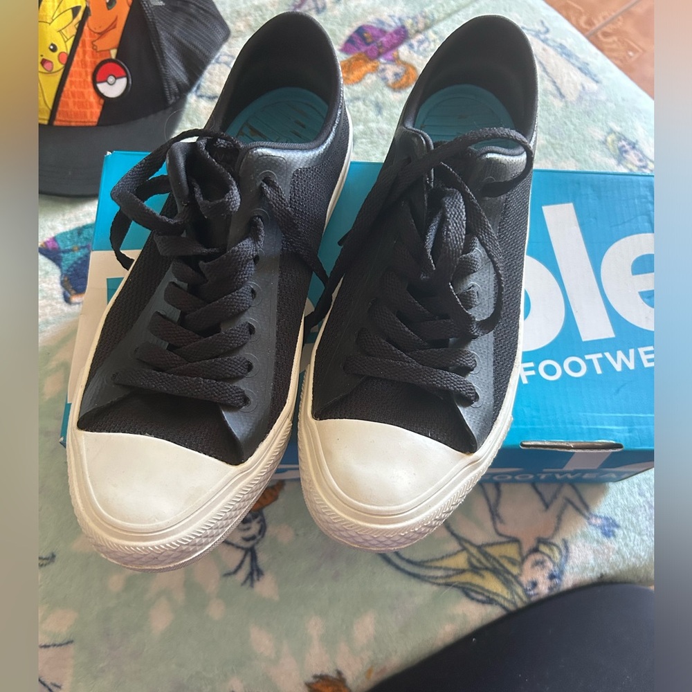 People footwear
